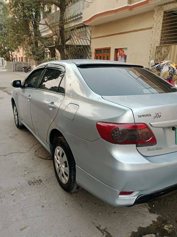 Toyota Corolla GLI 2014 3