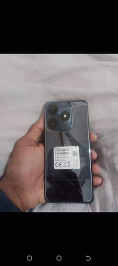 tecno spark 10c 10/10 koi be fault nhi hai ek fast onwer box charger h