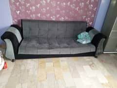 Sofa combed for good condition