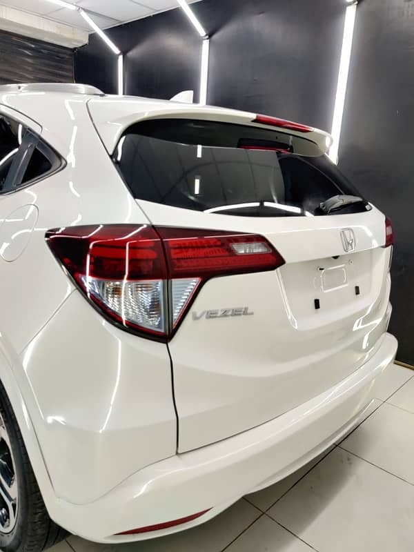 Honda Vezel 2015 6