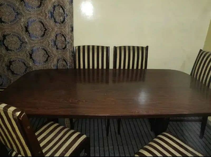 6 seater dining table 1