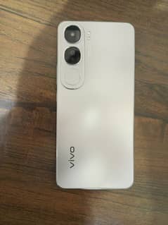 Vivo Y200 - One Day Used