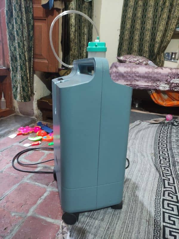 oxygen concentrator 1