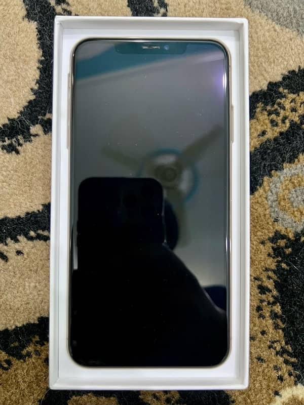 iPhone XS Max Factory Unlock 64GB | Mint Condition | PTA Approved 7