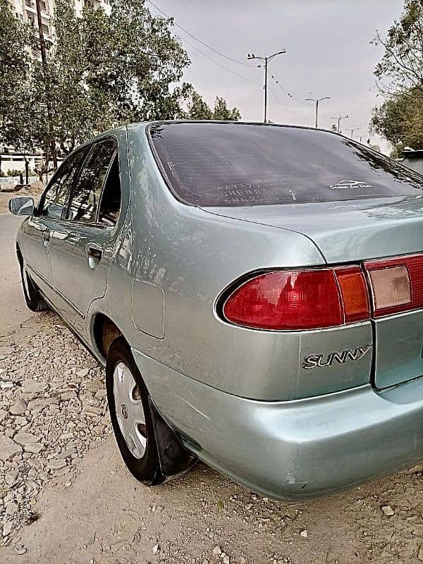 Nissan Sunny 1997 7