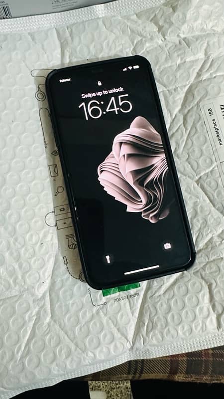 XS max 256gb PTA approved A1 phone 1