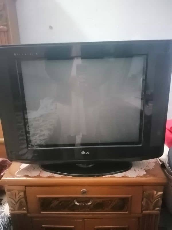 LG Ultra slim tv 03035500042 3