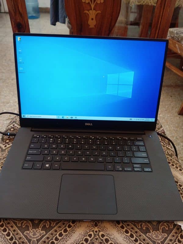 Dell Xps 15 9550 16/512 GTX 960M 0