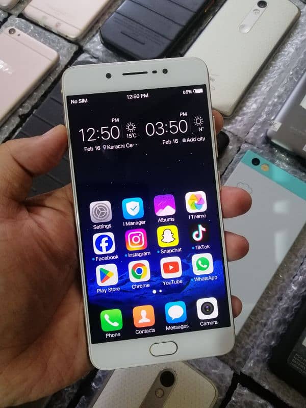 Vivo X7 Plus 4/64Gb // Super Amoled Display // 4000mah big battery 5