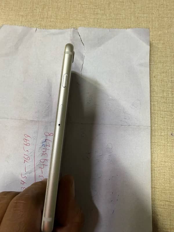 iPhone 8 64gb factory unlock non PTA 5