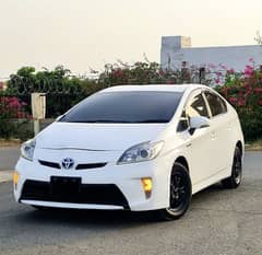 Toyota Prius 2012/16 Punjab no . !0336!9800!157!