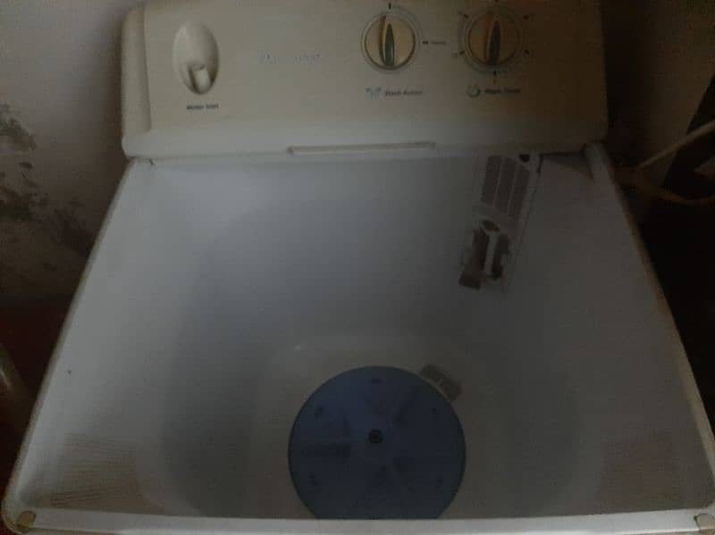 Dawlance Washing Machine 1