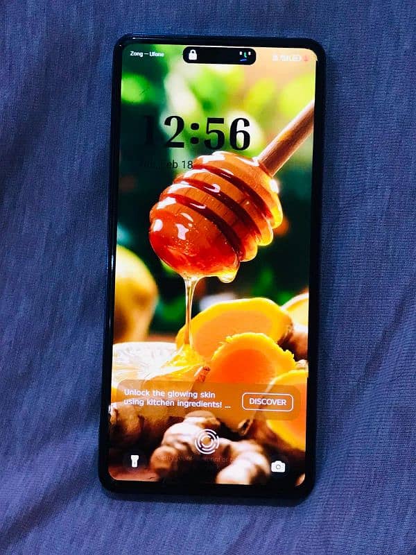 Tecno camon 20 pro 8+8/256gb 33wfast charging 1