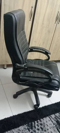 office revolving chair