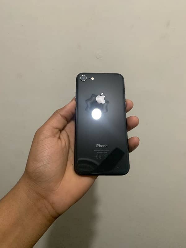 IPhone 8 64gb black color Exchange with only se 2020 1