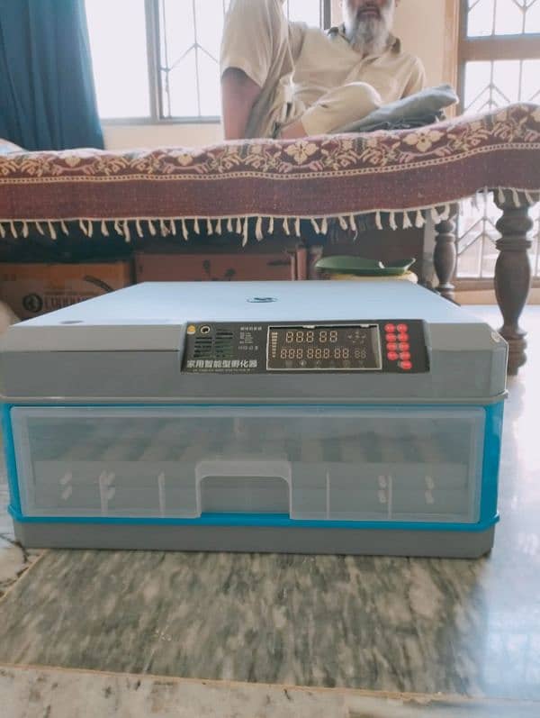 Automatic incubator AC/DC free training and after sale service availab 0
