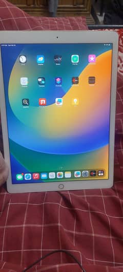 Ipad pro 12.9 with Apple pencile with oiginal box