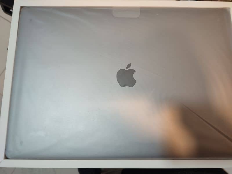 MacBook Pro 16" 2019 7