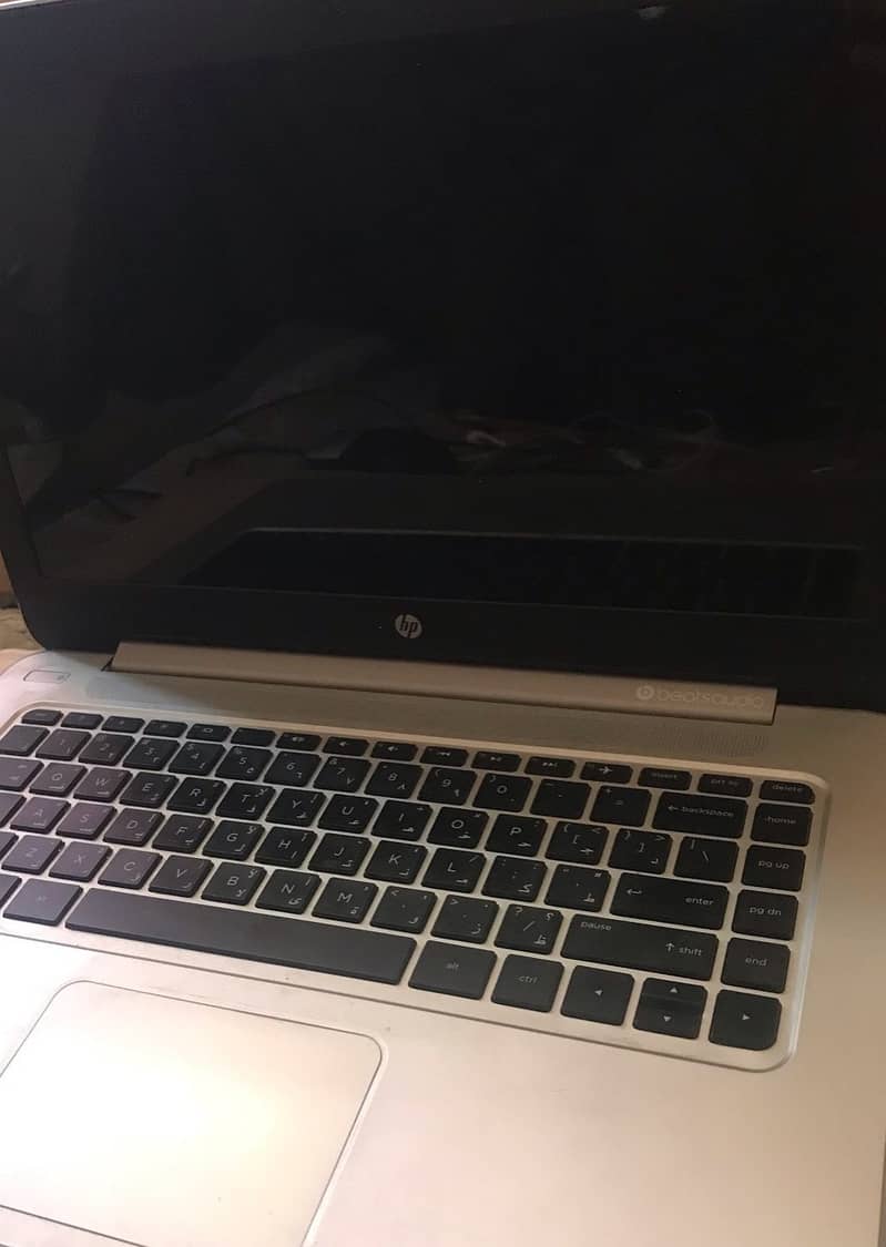 HP Stream Notebook | Mint Condition | Slim and Smart | Bettery 4 hour 1