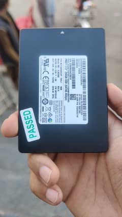 Samsung 256 GB SSD Speed 6.0 Gbps