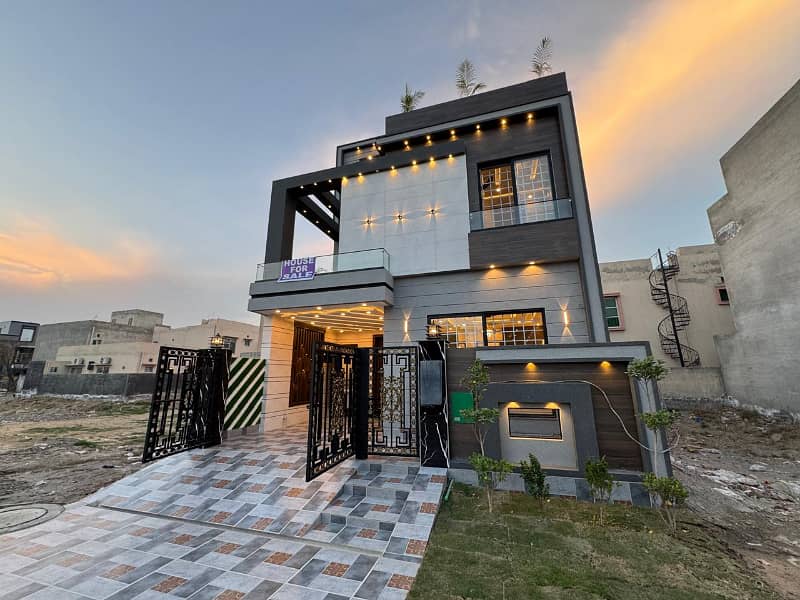 No Fake Prices 05 Marla Luxury Designer House For Sale In Bahria Town Lahore In Low budget price 19