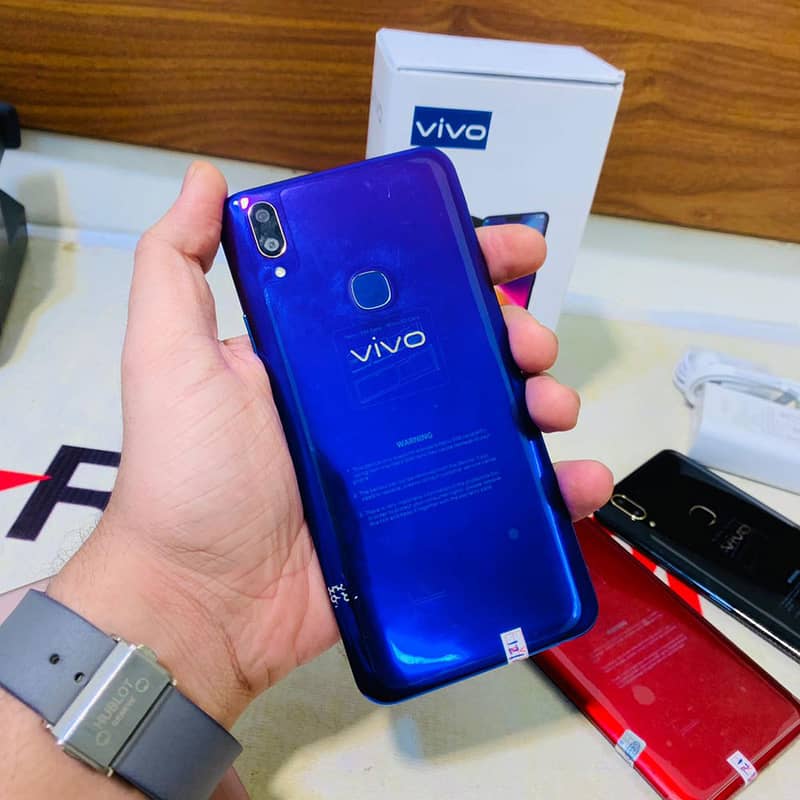 Vivo Phone V9 4gb 64gb  Mobile phone Pta Approved 1