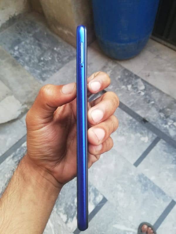 Redmi note 7 4/128 with box 7