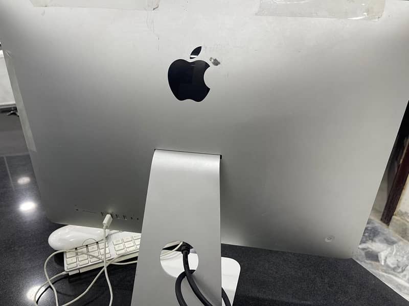 iMac . 2