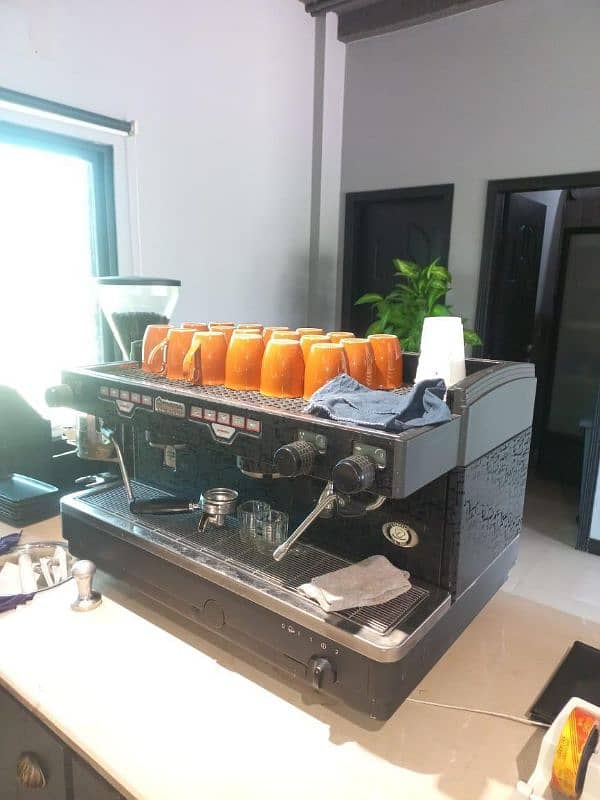 COFFEE SHOP ALL SETUP FOR URGENT SALE CONTACT 03004607685 7