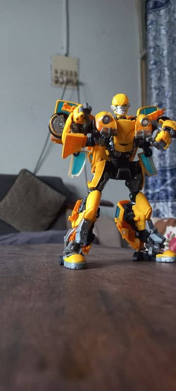 bumblebee transformer 4