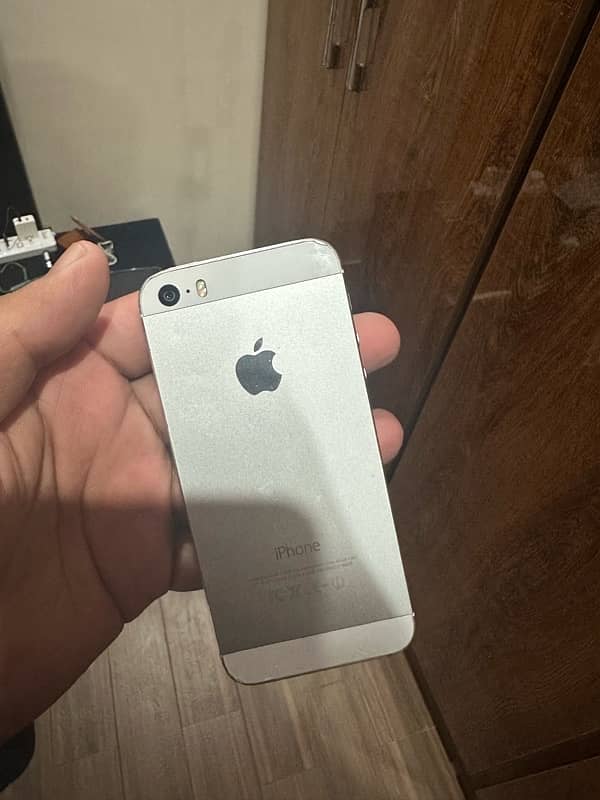 iPhone 5s 16gb 2