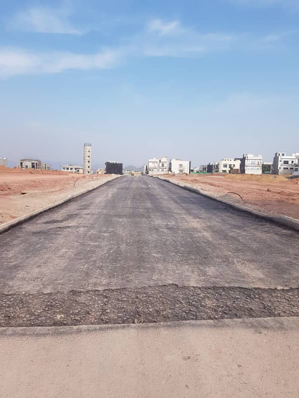 Sector: N . 5 Marla plot for sale invester price Bahria enclave Islamabad 1