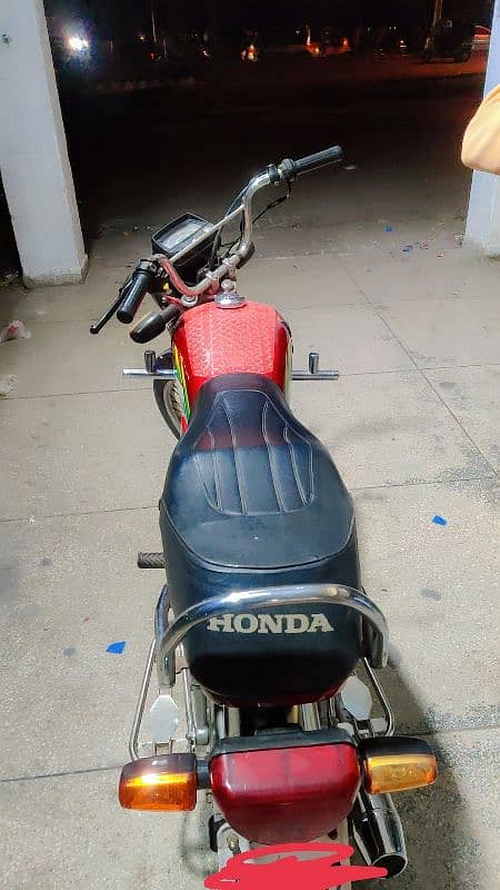 Honda 70 - Good Condition - 10/10 3