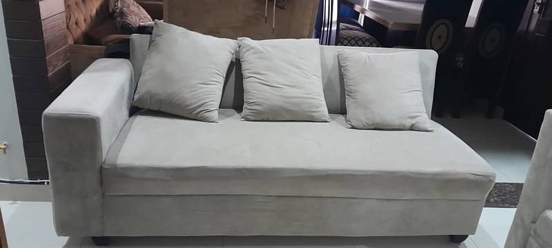 5 Seater Sofa For Urgent Sale 1