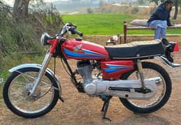 Honda 125cc model 2006 full ok bike hay