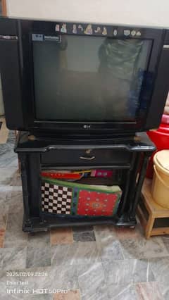 Tv with Trolly for sale urgent