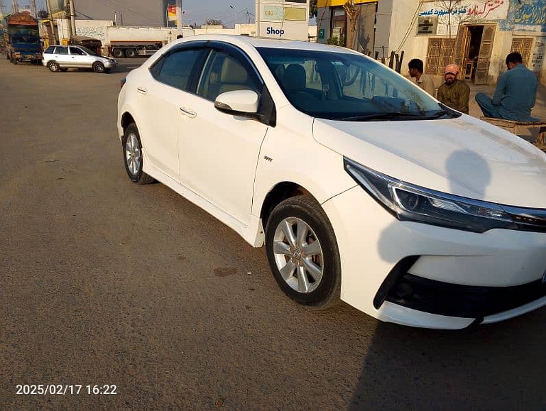 Toyota Altis Grande 2014 13