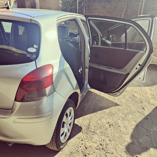 Toyota Vitz 2008 Reg 2012 6