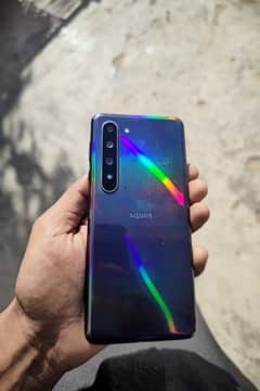 Sharp Aquos R5G