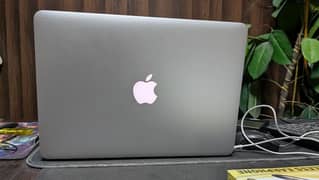 MacBook