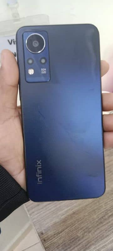 infinx not 12  Memory 128 GB Ram 6+5+3 mukaml box he 5