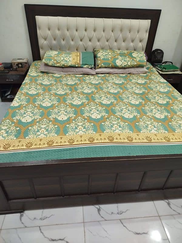 pure wooden king size double bed available for sale 1