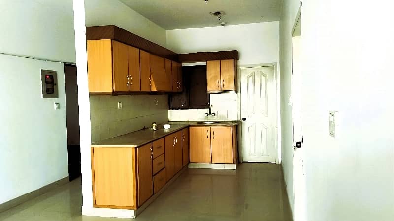 1900 Square Feet Flat Up For sale In Gulshan-e-Jauhar- Block 10 1