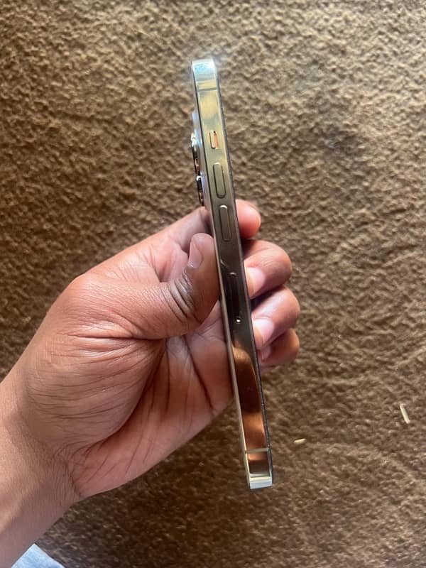 iphone 13 pro Gold unlock 128 GB 2