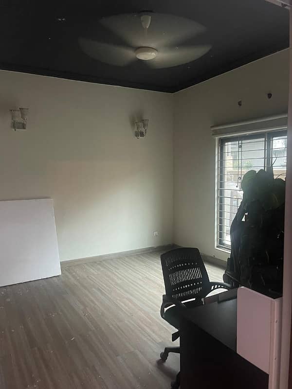 10 MARLA FULL HOUSE FOR RENT(OFFICE ) AT THE PRIME LOCATION OF JOHAR TOWN LAHORE NEAR ALLAH HU CHOCK 10