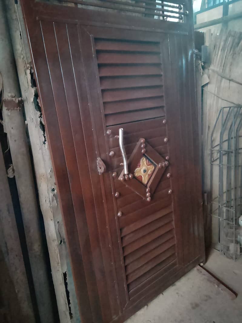 ALL TYPES OF GRILLS, SHED, WINDOWS, DOORS,IRON GATE WELDING AND REPAI 12