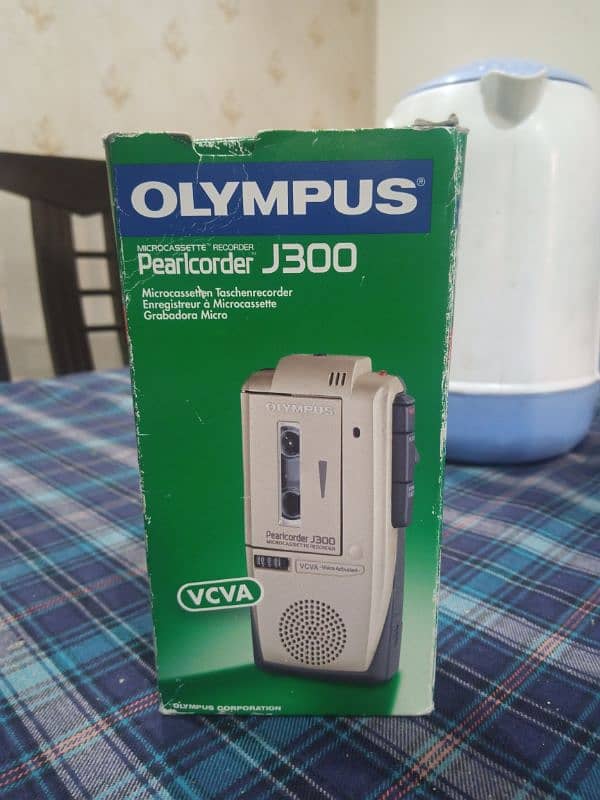 Olympus J300 Audio/Voice Recorder 0