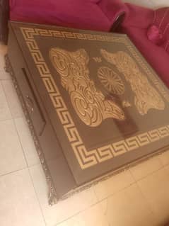 6-Month Old Drawing Room Table for Sale!