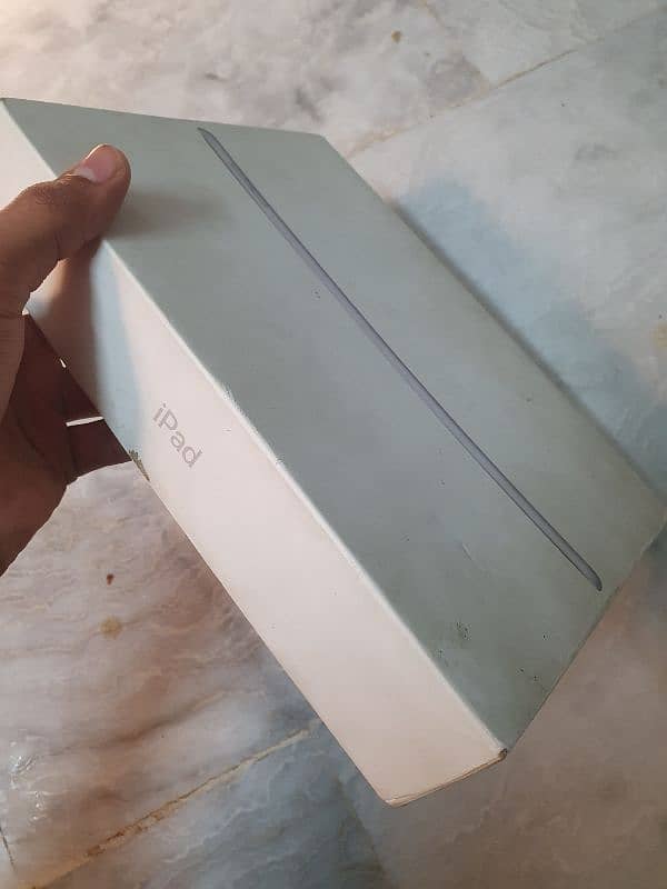 Ipad 6th Generation All Ok Urgent Sell 8