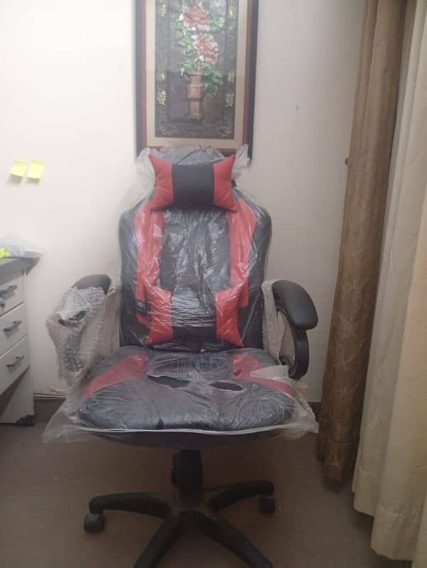 GAMING CHAIRS 1